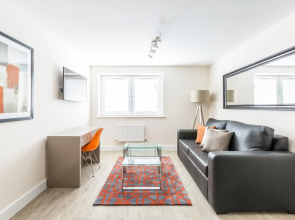 HOF - Solstice House Apartments