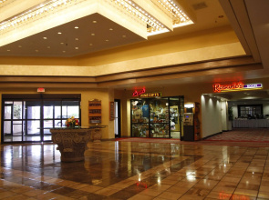 Ramada by Wyndham Viscount Suites Tucson East