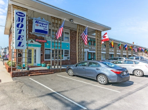 The Crest - Hampton Beach