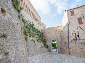 Pretty Apartment in Ascoli Piceno with Hot Tub