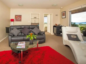 Tahi Lodge - Matakana Coast