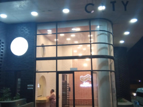 Maboneng City Building Free WiFi and Swimming pool