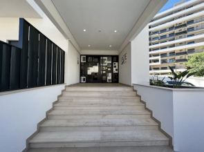 Praia DA Rocha Modern by Homing