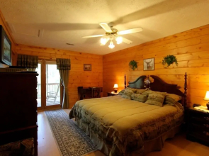 Woodhaven 1741 - Two Bedroom Cabin