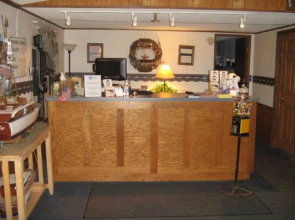 White Caps Motel