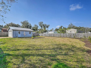 Panama City Townhome w/ Balcony, Water Views!