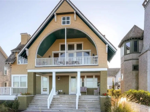 Twin Peaks 3 Bedroom Holiday Home By Bald Head Island