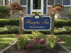 Honeybee Inn Bed & Breakfast