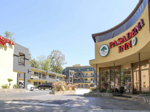 GreenTree Pasadena Inn
