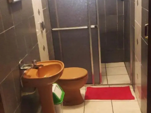 Simples e aconchegante a 10 minutos da praia