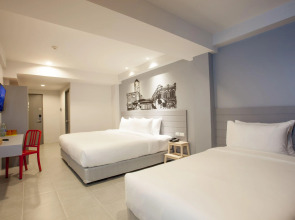 Отель Recenta Style Phuket Town