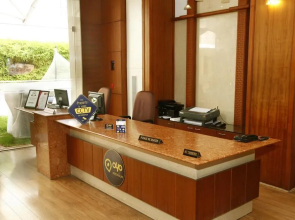 OYO Premium Gandhipuram Avinashi Road