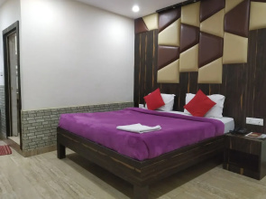 Aditya's Hotel Bikram