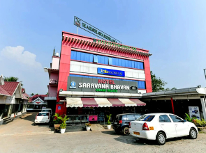 FabHotel Harshavardhana Inn
