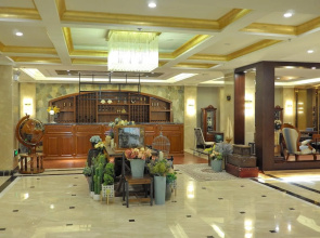 James Joyce Coffetel Kunming Yunnan University Cuihu