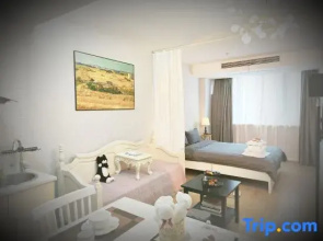Jiaxing Left and Right Small New Homestay