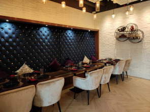 Отель Wescott Plaza Hotel Apartment