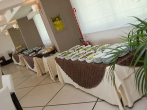 EliHotel
