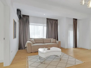 Victoriei Luxury