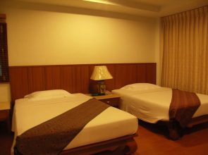 Sailom Resort Bangsaphan