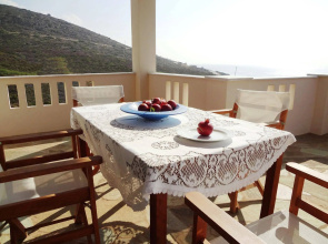 Luxury Family Apartment - Pool, Seaview, 200m Beach