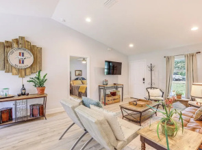 Ocala Home ~ 8 Mi to World Equestrian Center!