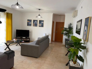 Lucas House 3 - Garden Apartment