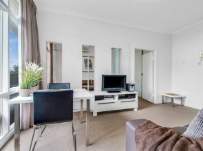 Adelaide DressCircle Apartments - Ward St