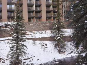 Newly Remodeled Condo Wren 201 with Creekside Views of Vail Mountain by RedAwning