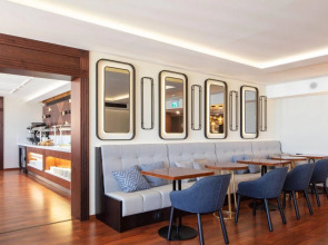 Renaissance Tel Aviv