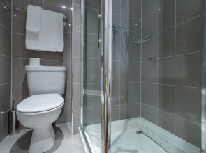 Kensington Gardens Hotel