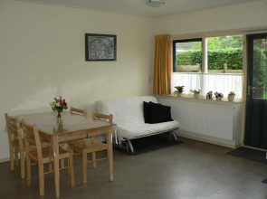 Exquisite Apartment near Lake in Arum