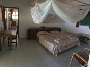 Moheli Laka Lodge