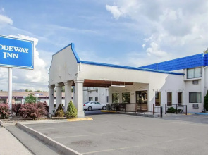 Days Inn By Wyndham Pocatello University Area