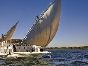 Giraffa Dahabiya Luxor / Aswan 05 & 07 Nights Each Saturday