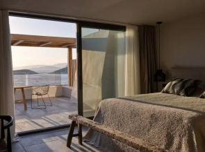 Miramare Villas and Suites