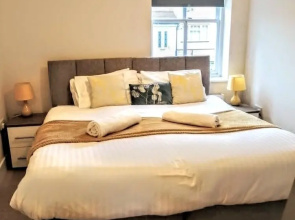 Sapphire Serviced Apartment