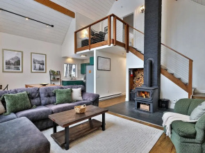 The Powder House 4 Bedroom Home