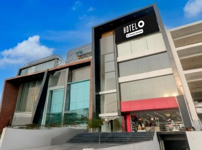 Super Hotel O Medical College Basaratpur Gorakhpur