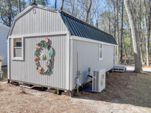 Cozy Calabash Studio ~ 4 Mi to Sunset Beach!