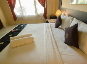 Taman Sari Cottages 2