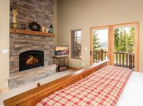 6 Mountain Home Road 4 Bedroom Home by Moonlight Basin Lodging