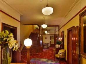 Astor Private Hotel (Adults Only)