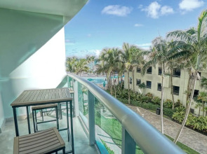 The Tides on Miami Hollywood