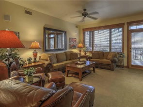 5203 Emerald Lodge, Trappeur's Crossing Apartment 4