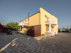 Akropol'