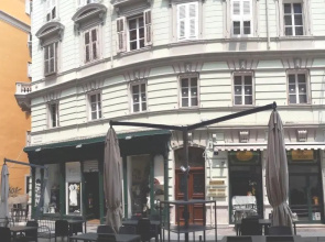 Pogri House Unità