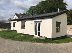 Charming 2-bed Apartment on Exmoor