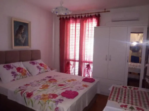 Apartments Ćubela