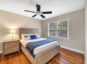 2BR Duplex Near From Uptown Charlotte